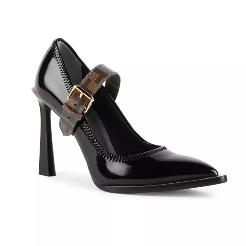 The 3 Best Mary Jane Pumps for Fall The 3 Best Mary Jane Pumps for Fall