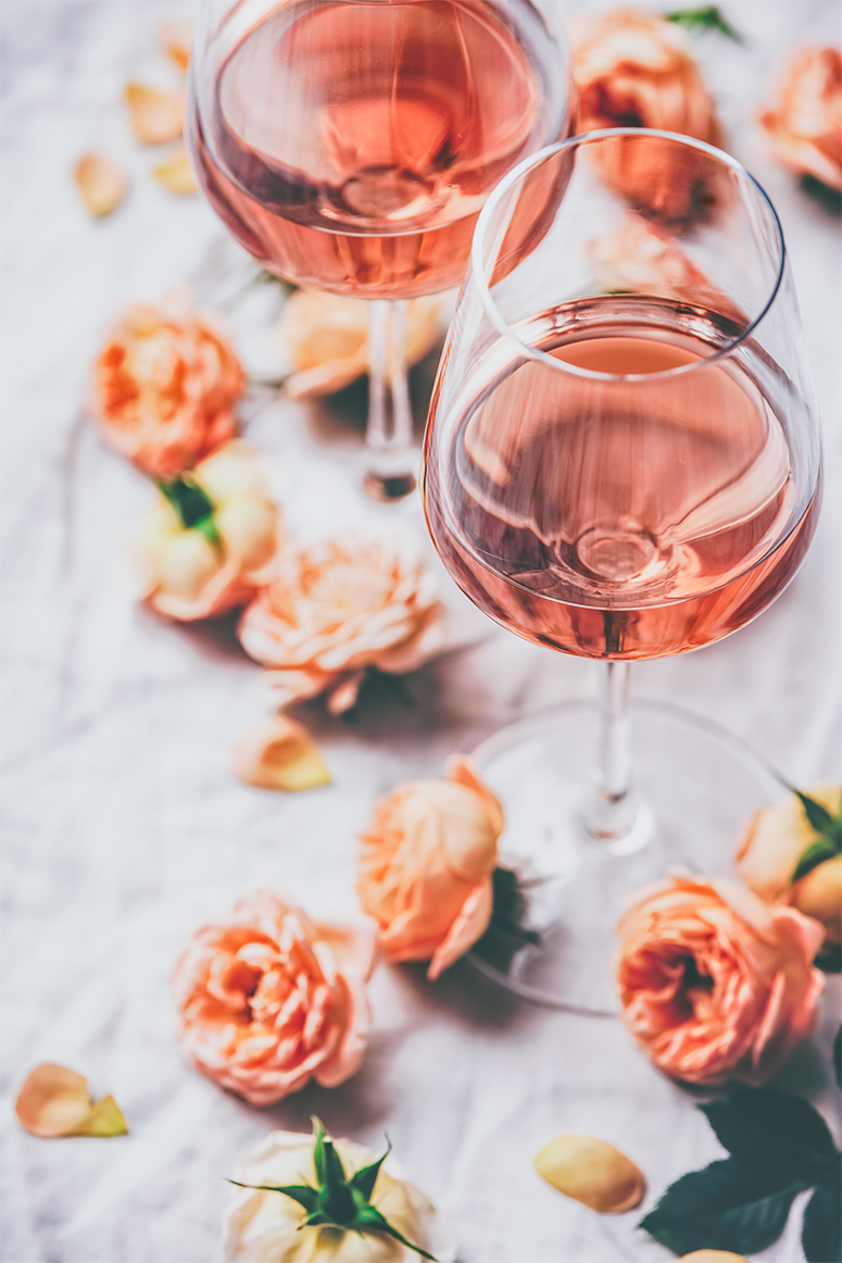 Valentine's Day: A Cozy Dinner For Two Valentine's Day: A Cozy Dinner For Two